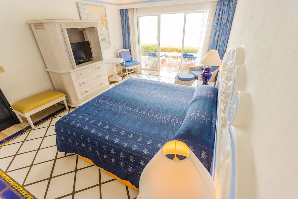 MASTER, SUITE, OCEAN VIEW