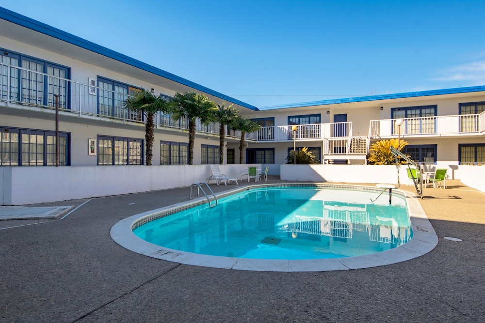 Motel6 Opelousas La 22/24