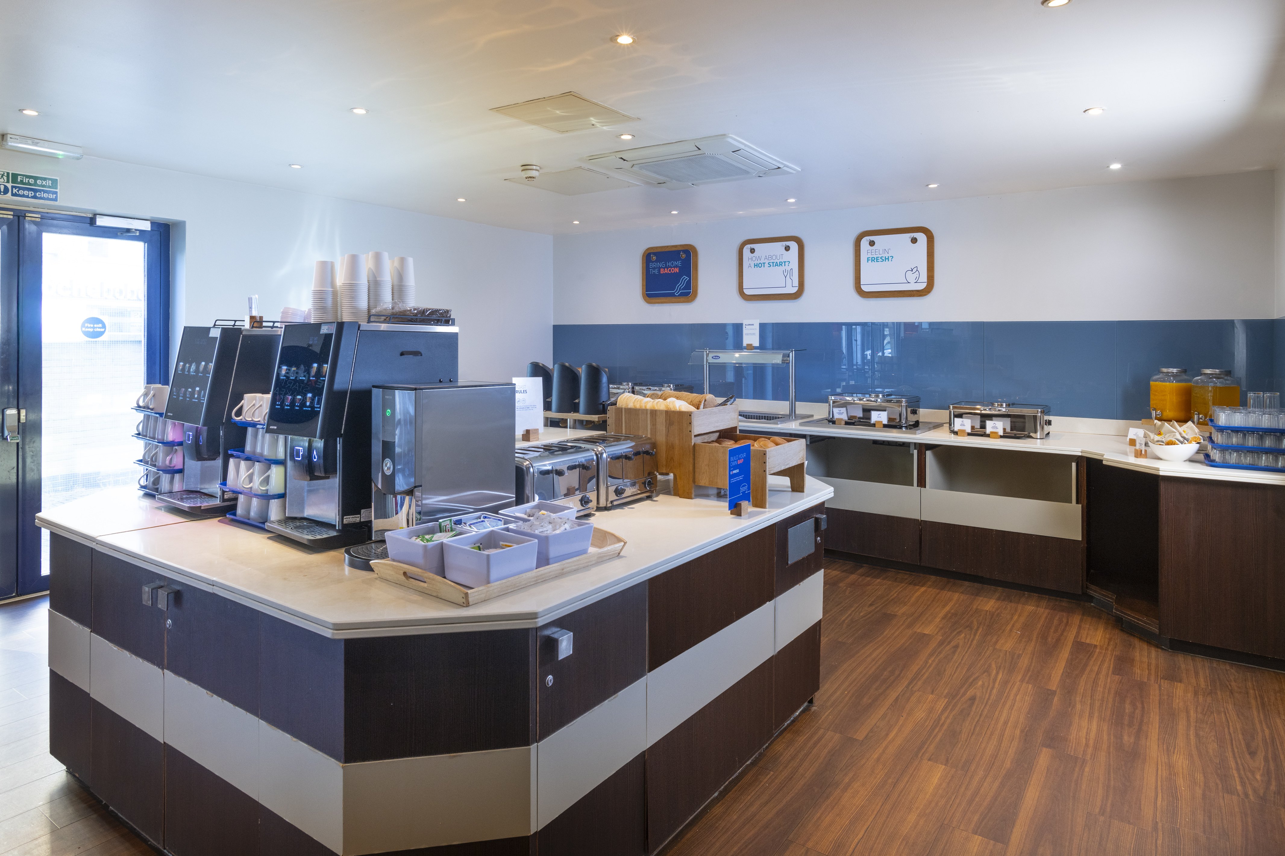 Holiday Inn Express London Wandsworth 28/32