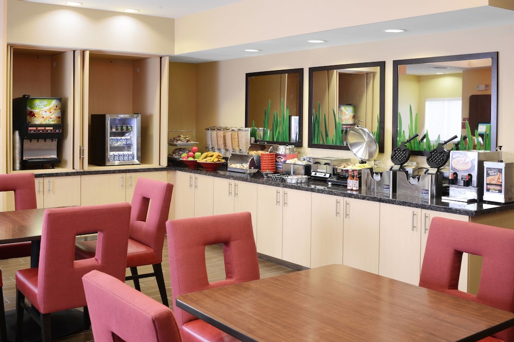 Towneplace Suites By Marriott Laredo 26/50