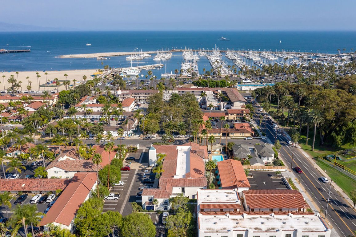 Mason Beach Inn 46/59