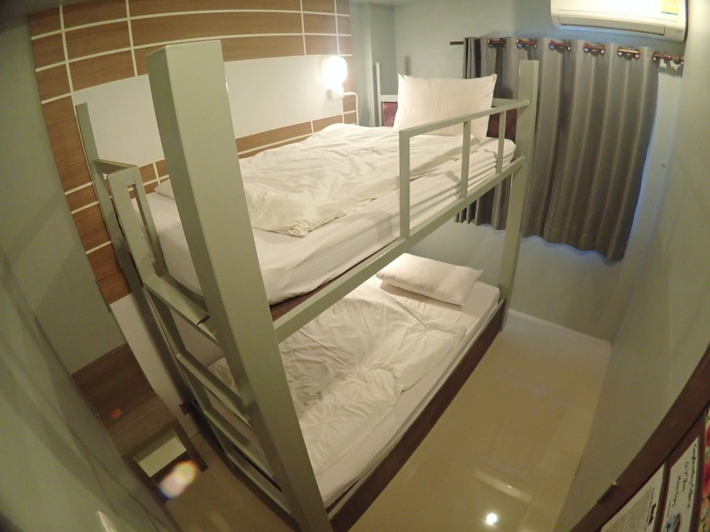 Pop-In Hostel Aonang 24/47