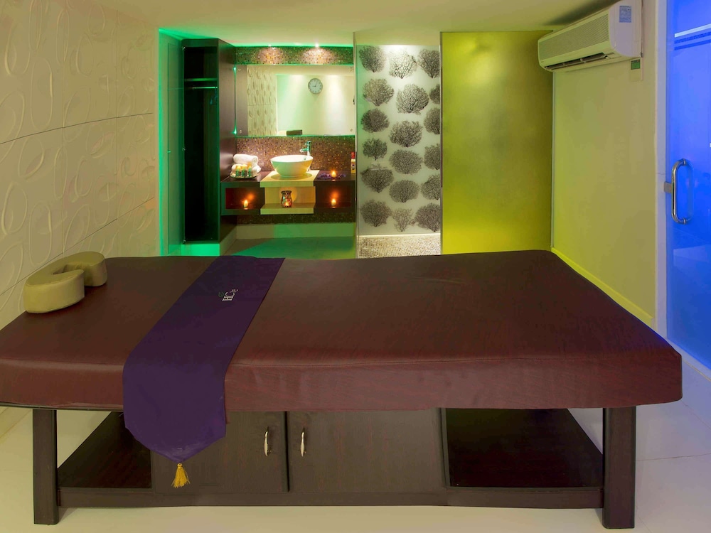 أجنحة نوفوتيل الرياض العليا(Novotel Suites Olaya Riyadh) 59/61