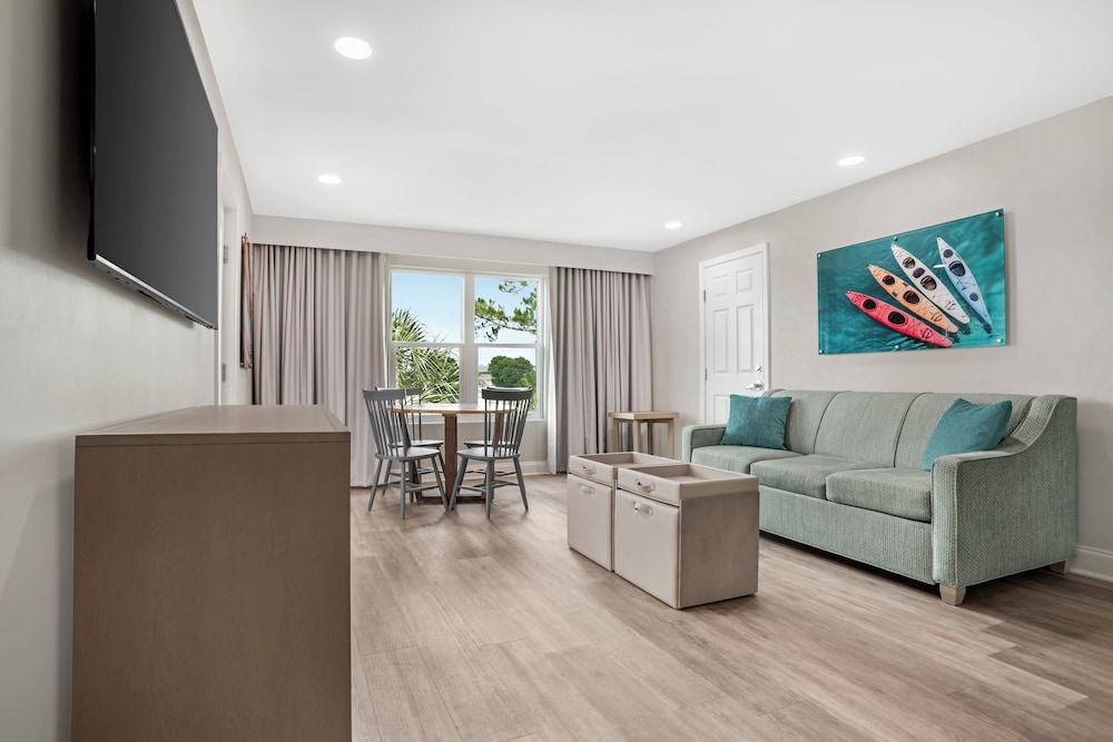 Hilton Vacation Club Bayside Resort Panama City Beach 26/50