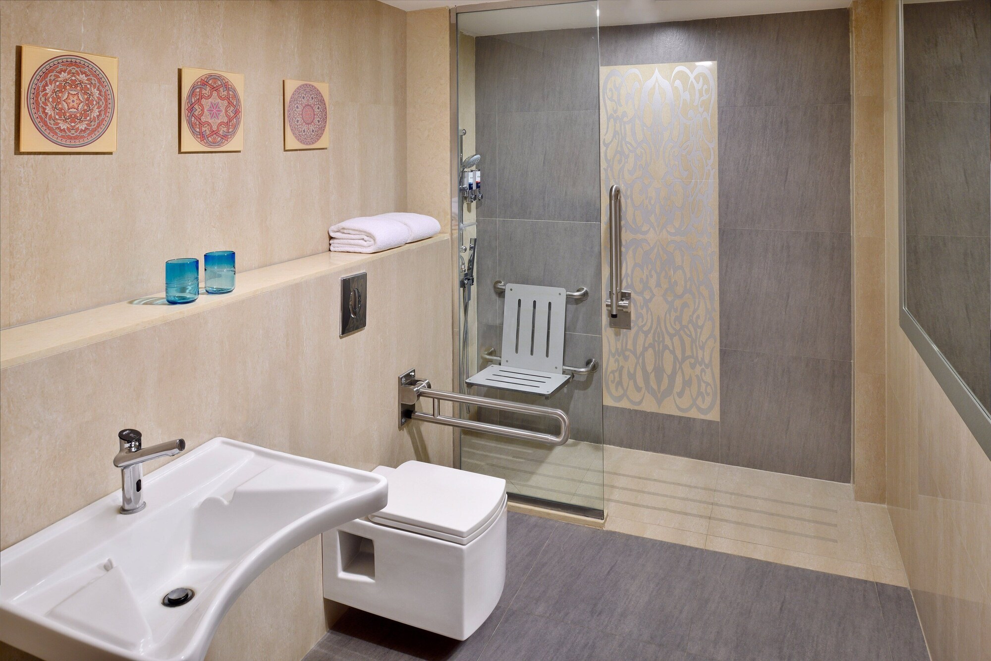 غرفة تقليدية بسريرين منفصلين، فور بوينتس من شيراتون رياض الخالدية(Four Points By Sheraton Riyadh Khaldia) 4/4