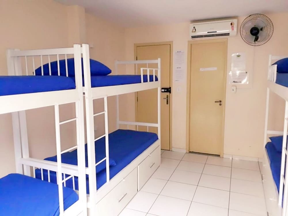 Solar Hostel 22/63