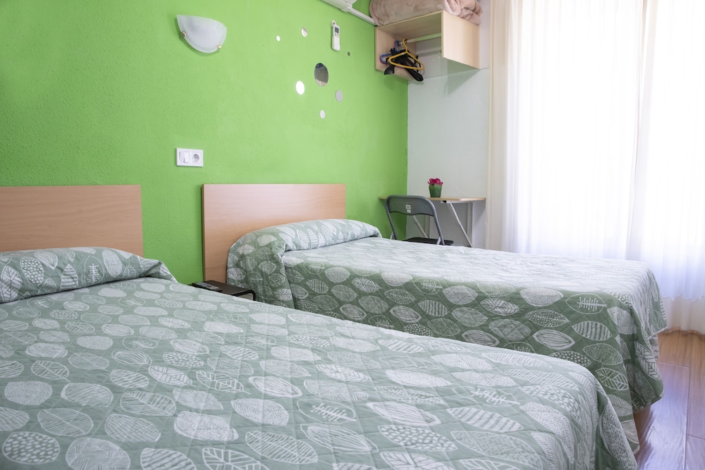 Hostal Rober 42/59