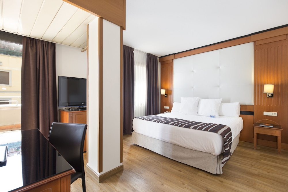 Melia Granada 18/63