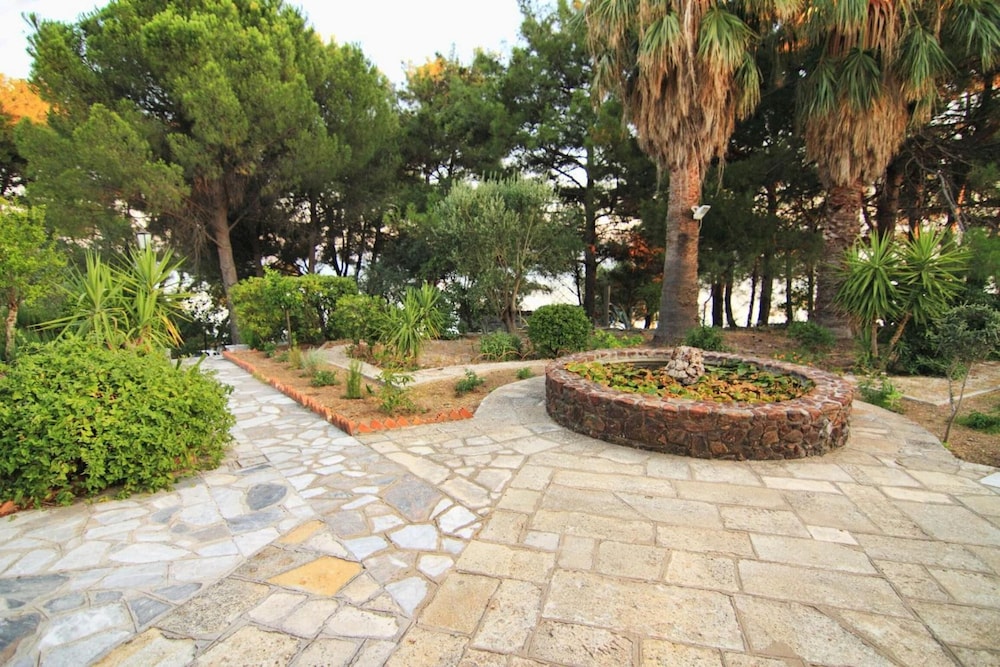 MYTILANA VILLAGE(Gera) 49/59