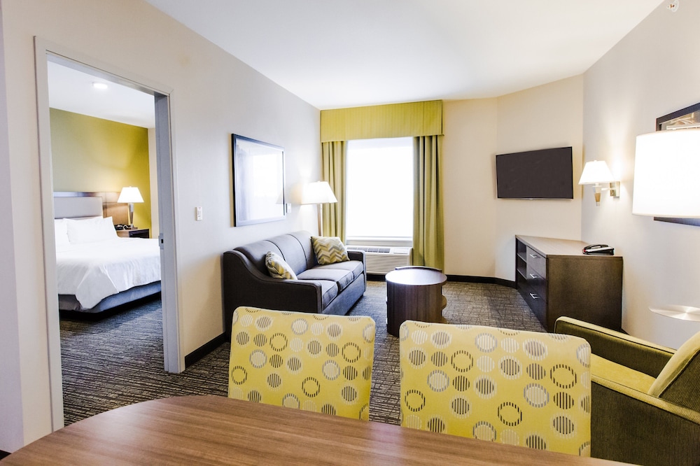 Candlewood Suites Edmonton West 34/76