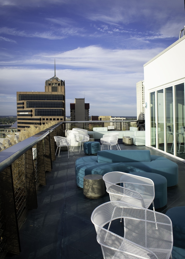 Hu Hotel Memphis 6/50