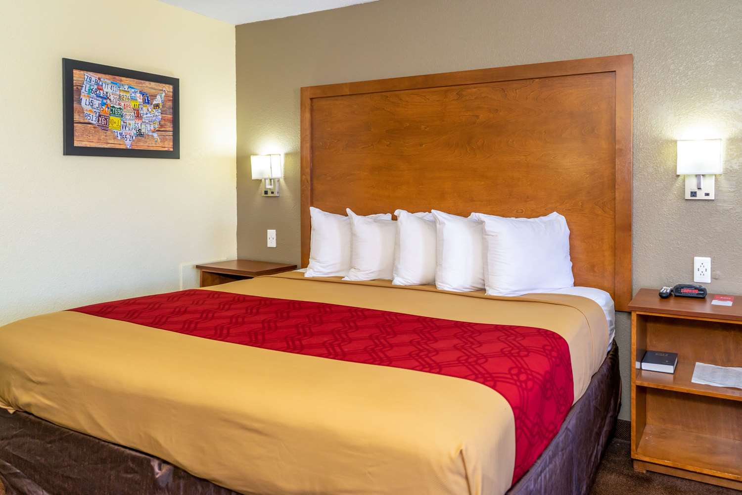 Room, King Bed, Smoking, Park Inn by Radisson, Weldon - Roanoke Rapids 2/5