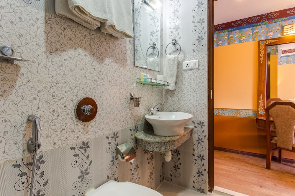 Hotel Yukhang 46/50