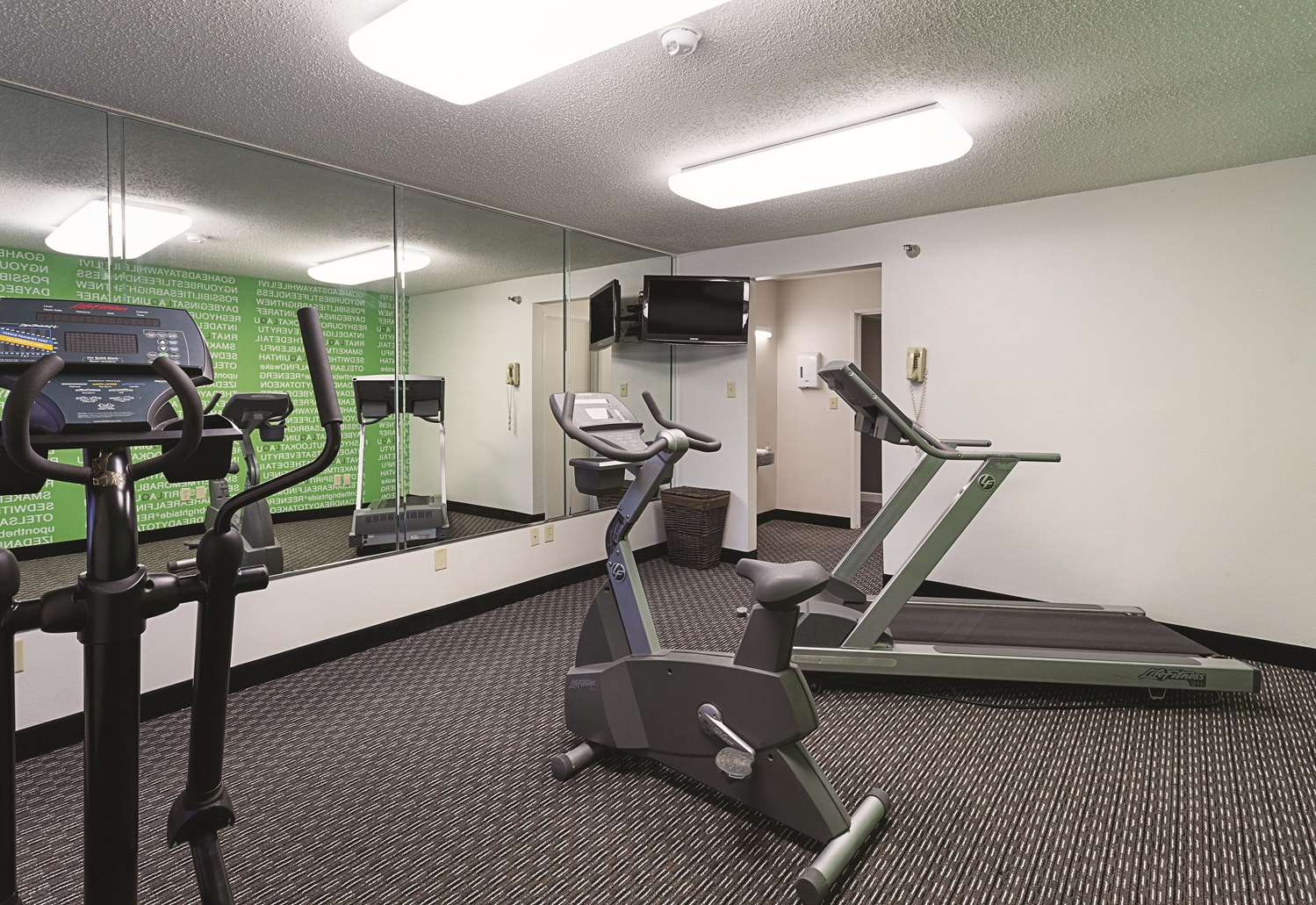 La Quinta Inn & Suites by Wyndham Baton Rouge Siegen Lane 33/55