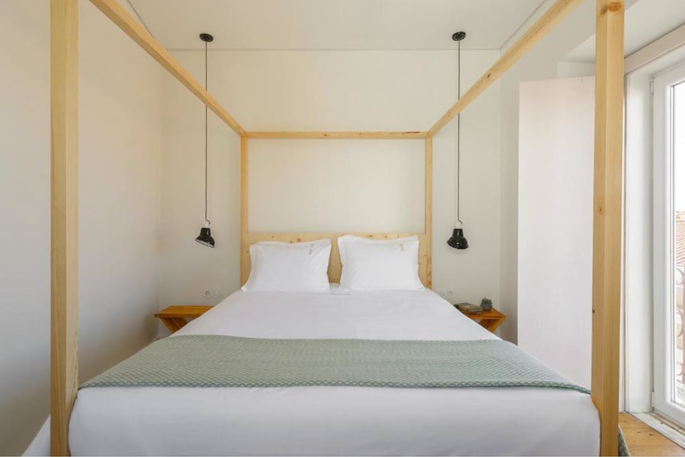 2 BEDROOMS, FAMILY, APARTMENT