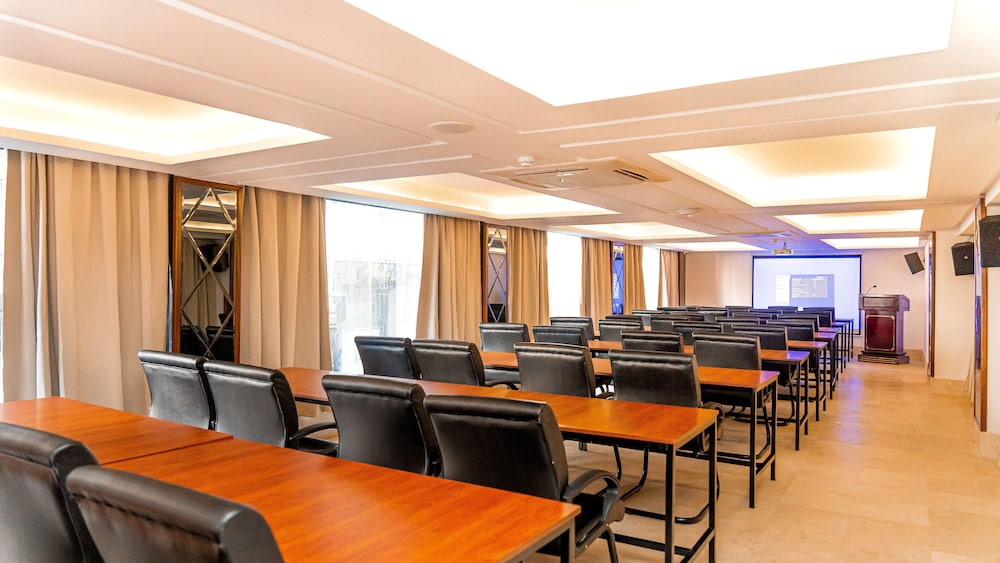 One Hotel Casablanca 37/50