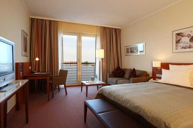 Atlantic Hotel Wilhelmshaven 11/55