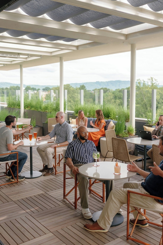Virginia Guesthouse Hotel and Conference Center 35/50