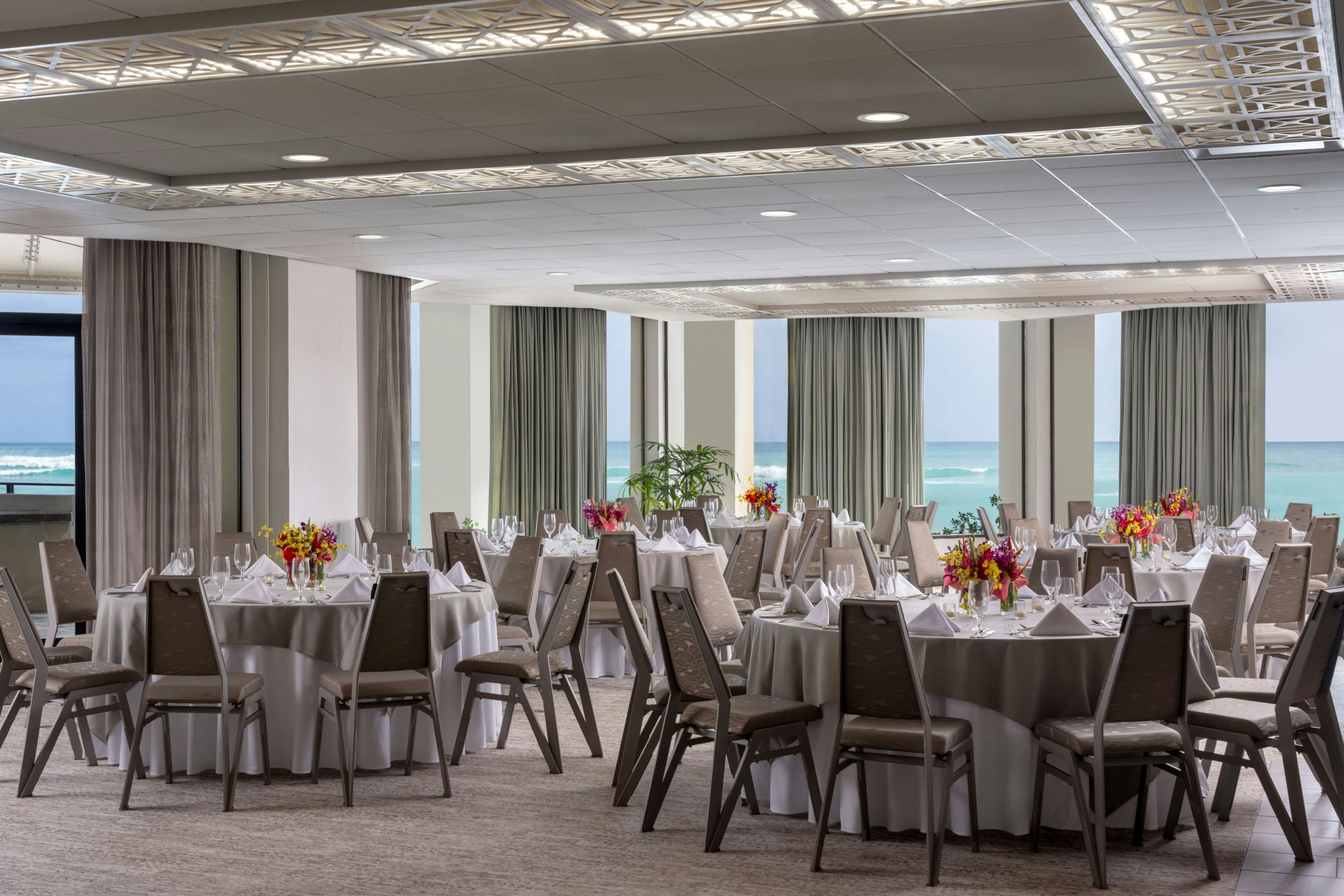 Moana Surfrider A Westin Resort and Spa Waikiki Beach 40/50