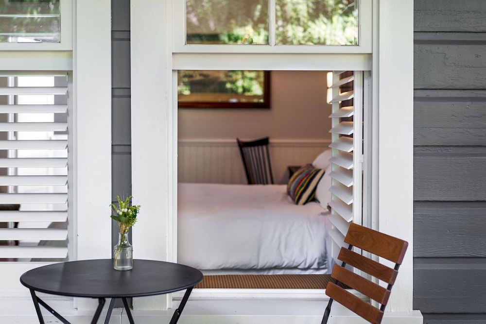 Brannan Cottage Inn 20/56