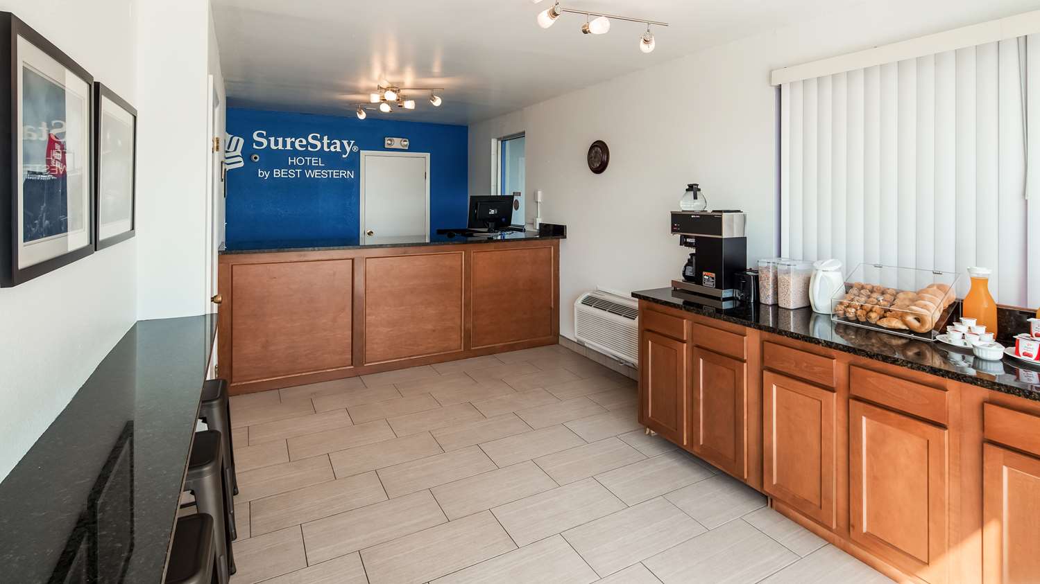SureStay Hotel by Best Western Findlay 9/33