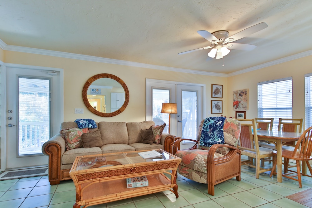 Tradewinds Beach Resort 24/68