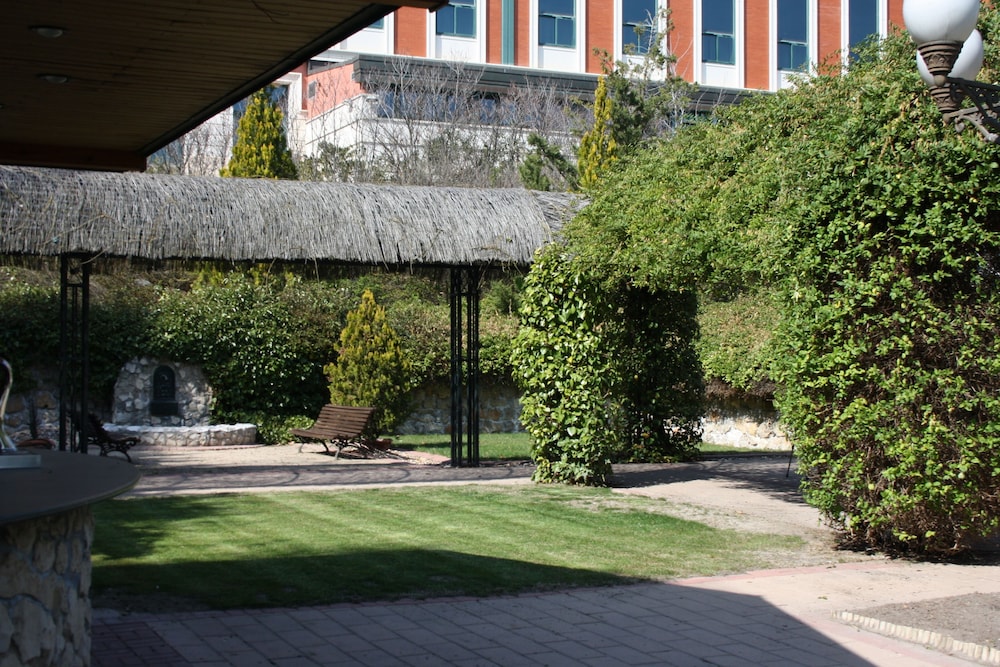 Hotel Villa Augusta Spa & Garden 4* 54/58