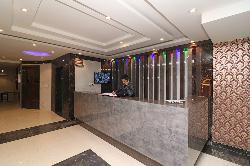 Olivia Hotels 12/61