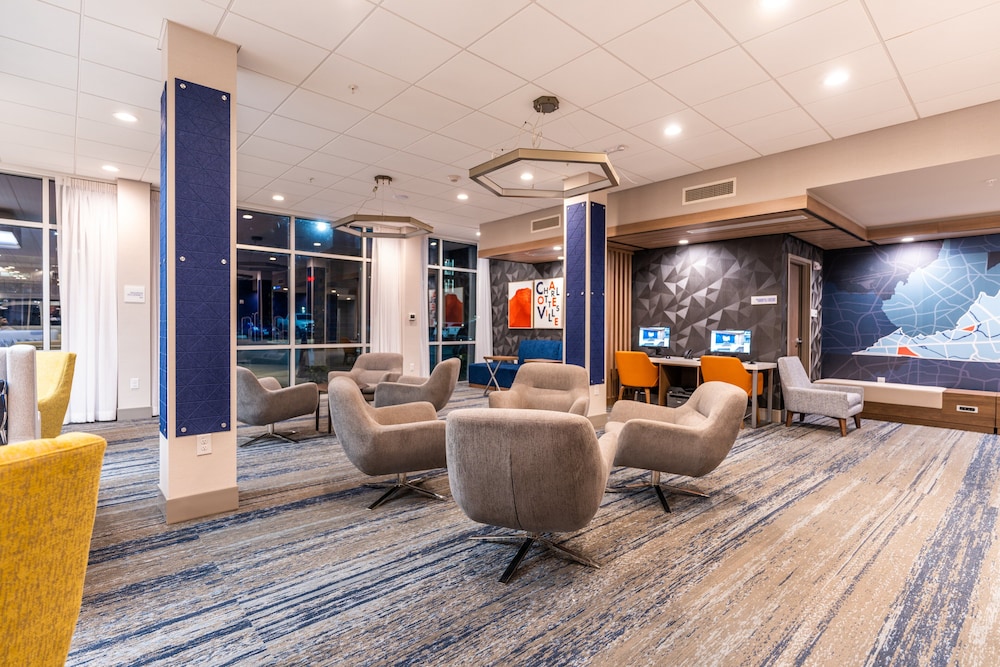 Holiday Inn Express & Suites Charlottesville - Monticello 51/65
