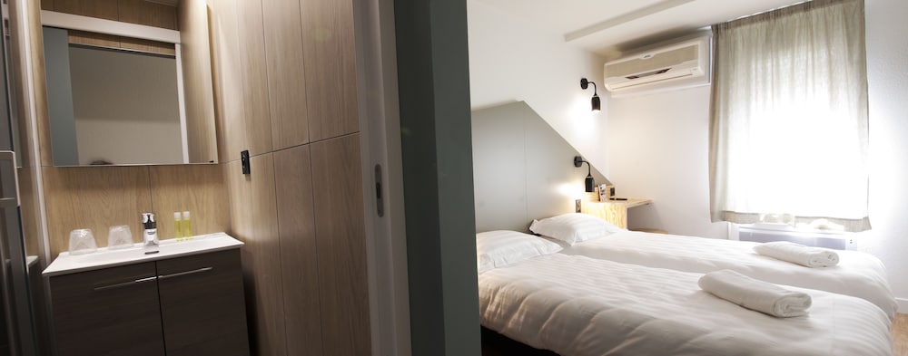 Room, Quadruple, Twin Beds, Bunk Bed