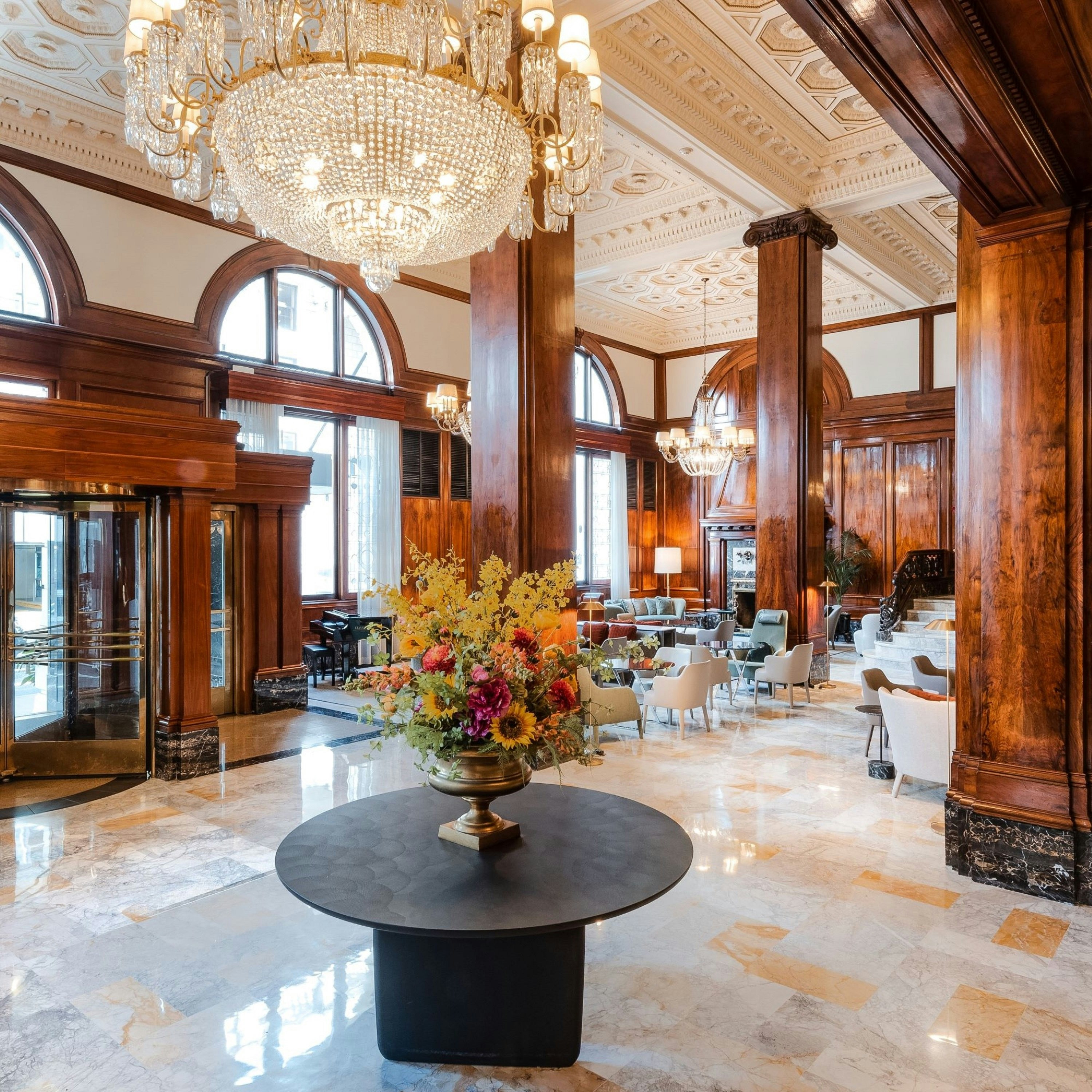 The Benson Portland, Curio Collection by Hilton 10/72