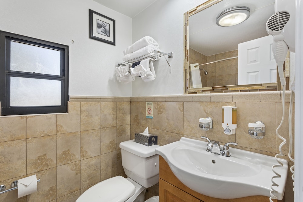 Bayview Plaza Waterfront Resort 20/70