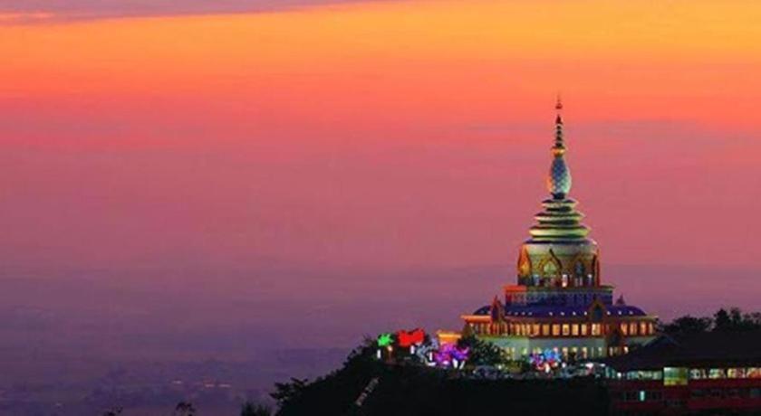 Thaton Hill Resort 29/32