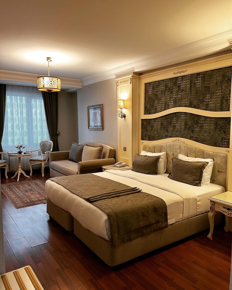 Muyan Suites 24/68