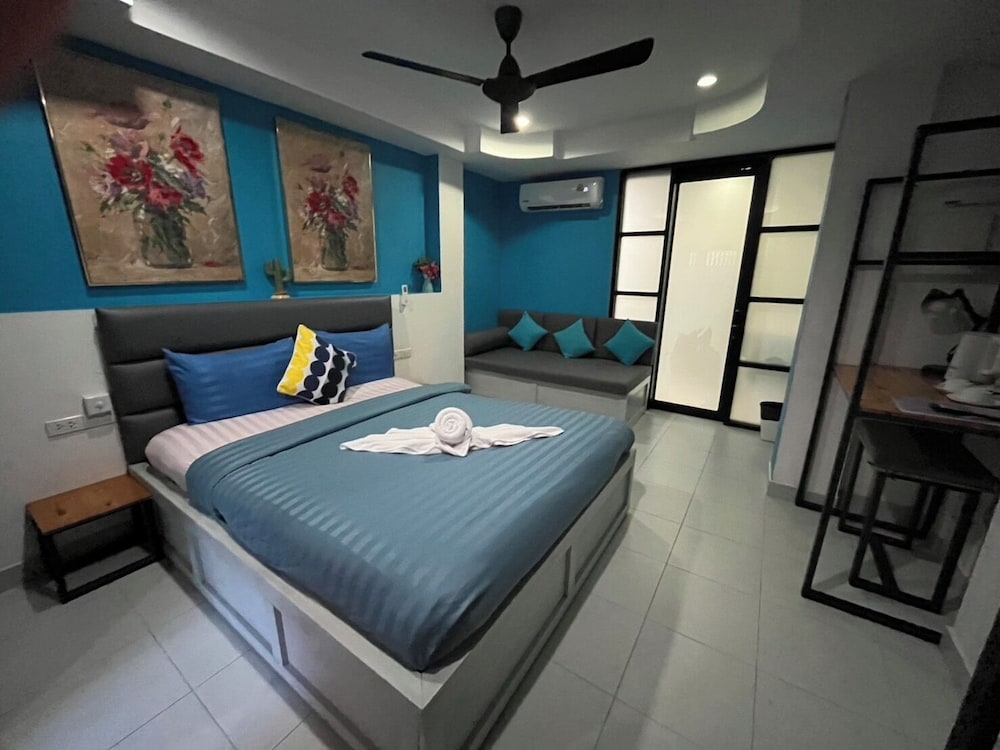 Colorize Boutique Hotel 11/49