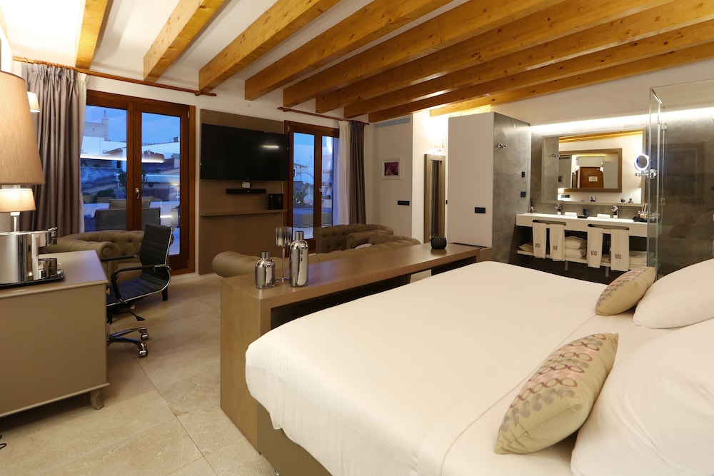SKY, SUITE, SINGLE