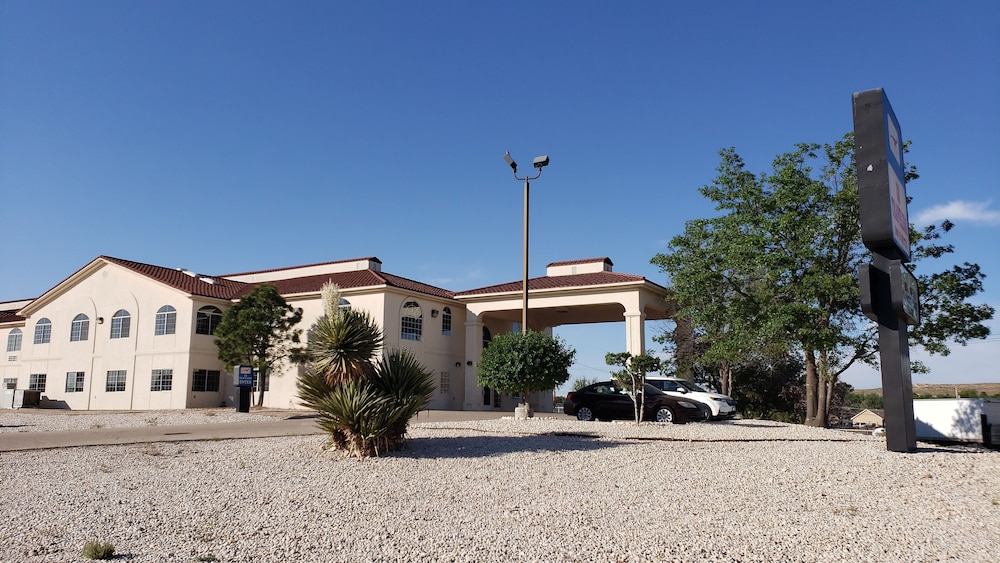 Travelodge by Wyndham Carlsbad NM 3/41