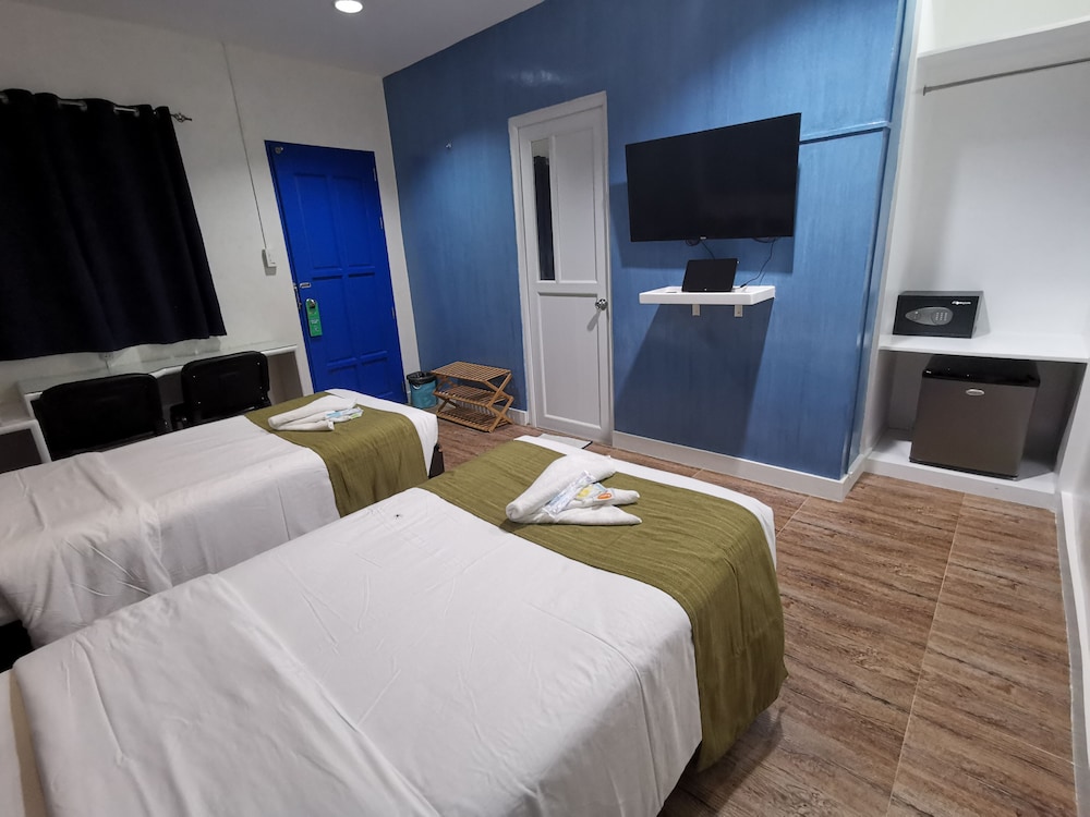 Pescadores Seaview Suites 16/72
