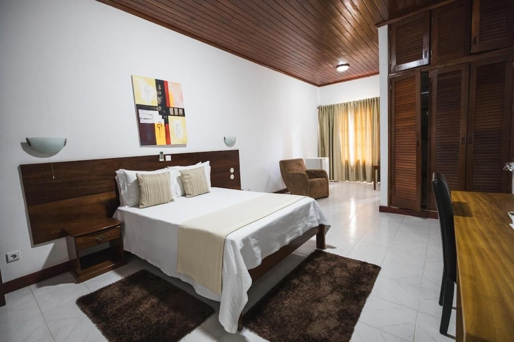 Hotel Praia 43/85