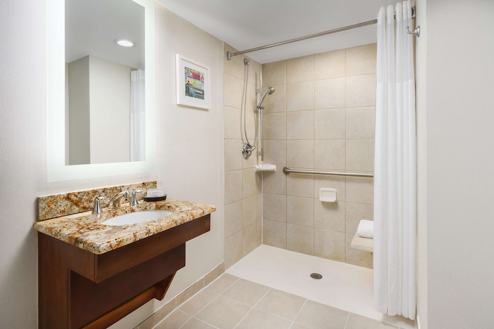 Hampton Inn Manhattan - 35th Street/Empire State Building 10/38
