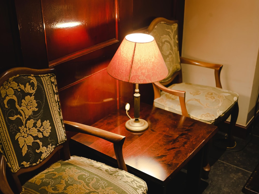 Van Cortlandt Hotel 22/48