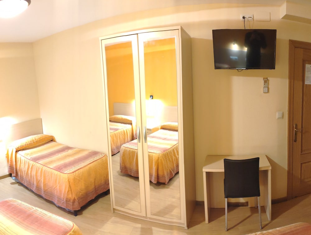 Hostal Hispanico I 13/21