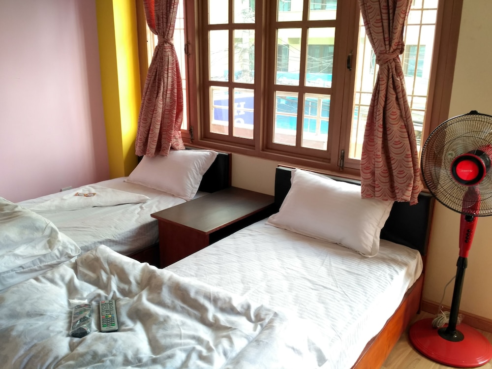 Hotel Om 8/15