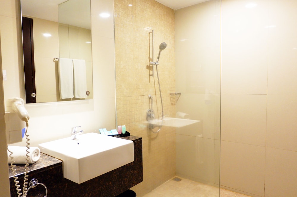 Grage Hotel Cirebon 24/71