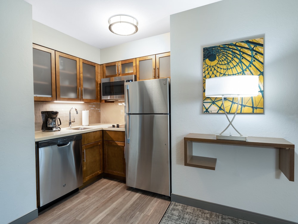 Staybridge Suites Sioux City Southeast 4/52