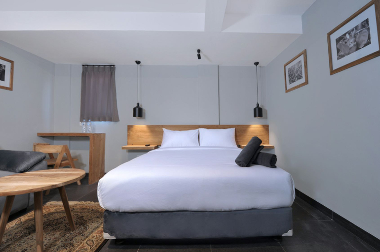 Arimbi Stay Surabaya 4/11