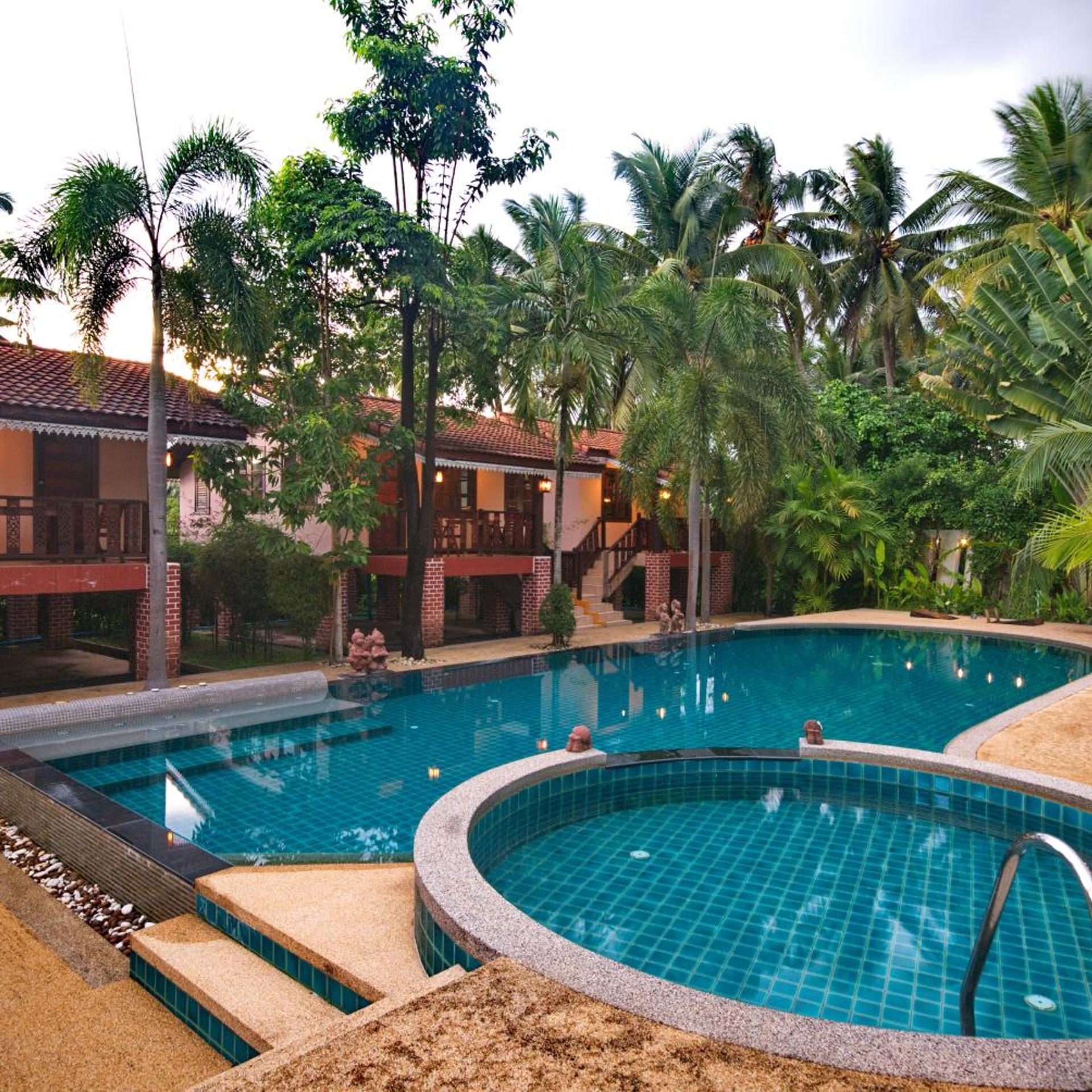 Sangsawan Palace Khaolak Hotel 96/98