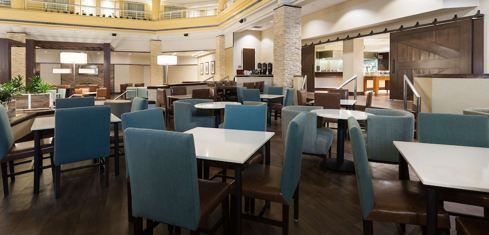 Embassy Suites by Hilton Denver Tech Center 39/64