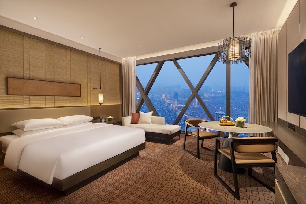 Hyatt Regency Zhenjiang 11/79
