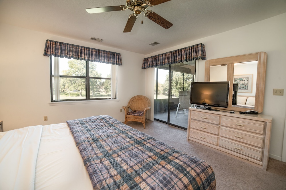 Pointe Royale Condominium Resort & Golf Course 48/81